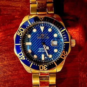 Invicta Pro Diver Mens Watch Model 14357 Quartz stainless steel gold color